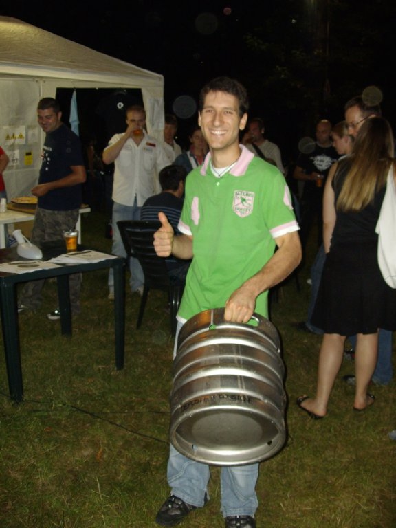 gallerie/027rockinbeer2008/img-001.jpg